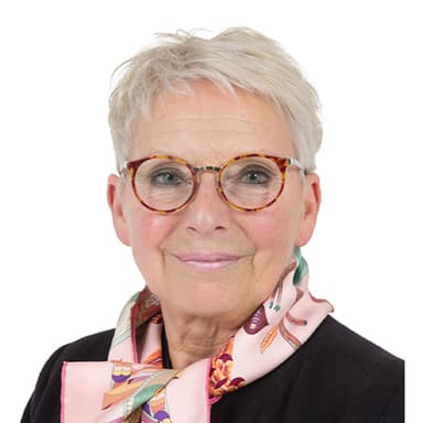 Évelyne Perrot